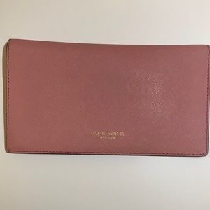 Henri Bendel Travel Wallet